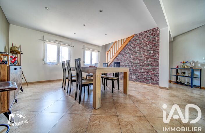Vente Maison/villa 6 pièces — photo 2