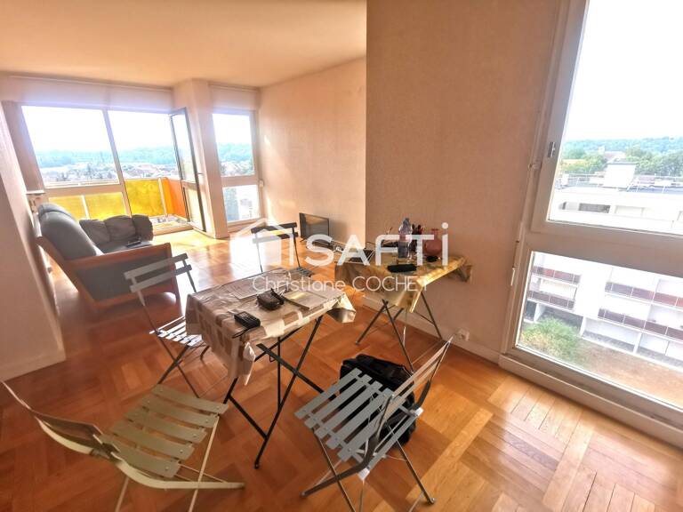 Appartement T3 avec balcon, cave et box en sous-sol à 6mns à pieds de la gare de Melun — photo 1