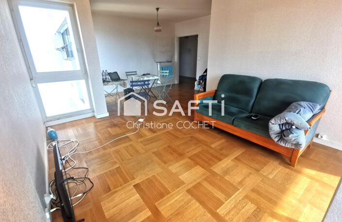 Appartement T3 avec balcon, cave et box en sous-sol à 6mns à pieds de la gare de Melun — photo 3