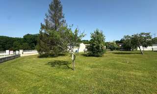 Terrain  845 m² à vendre à Fargues-Saint-Hilaire (33370)