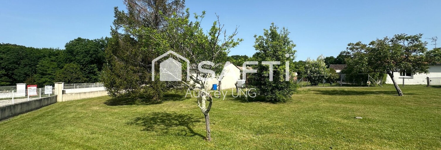 Terrain  845 m² à vendre à Fargues-Saint-Hilaire (33370)