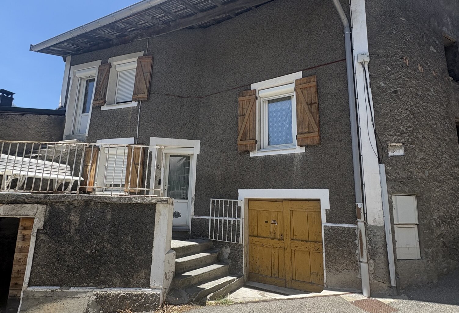 Vente Maison/villa 8 pièces — photo 1