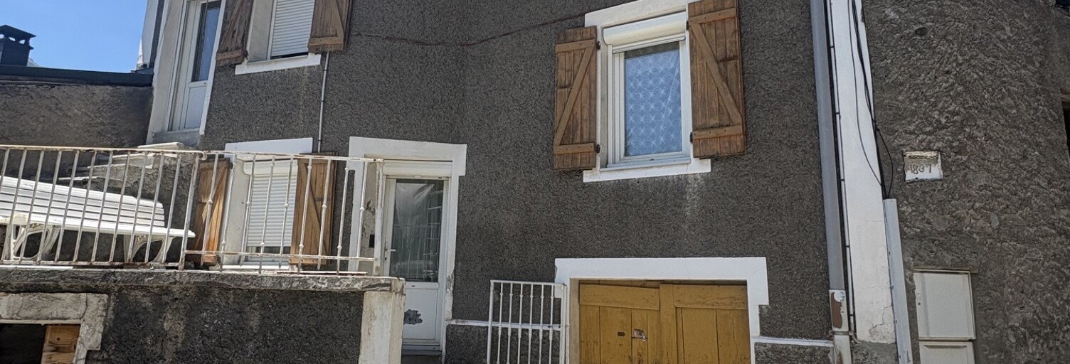 Maison 8 Pièces 111 m² à vendre à Saint-Martin-de-la-Porte (73140)