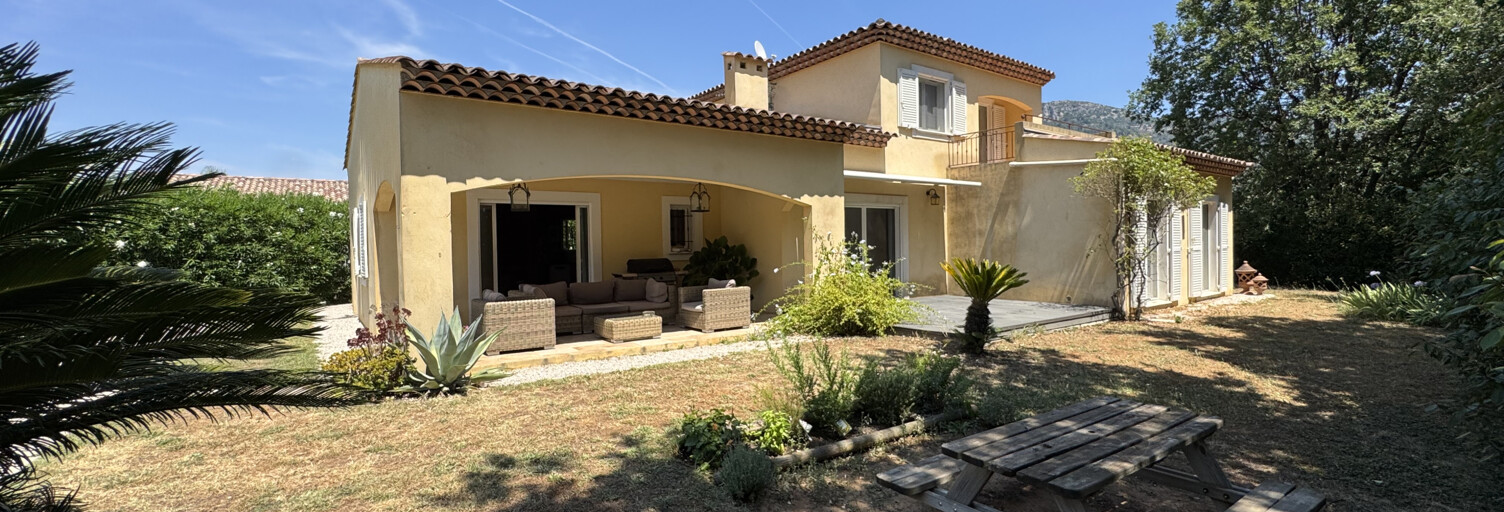 Maison 5 Pièces 143 m² à vendre à Carros (06510)