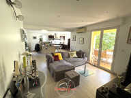 Plan de Carros villa composée de deux appartements. — photo 2