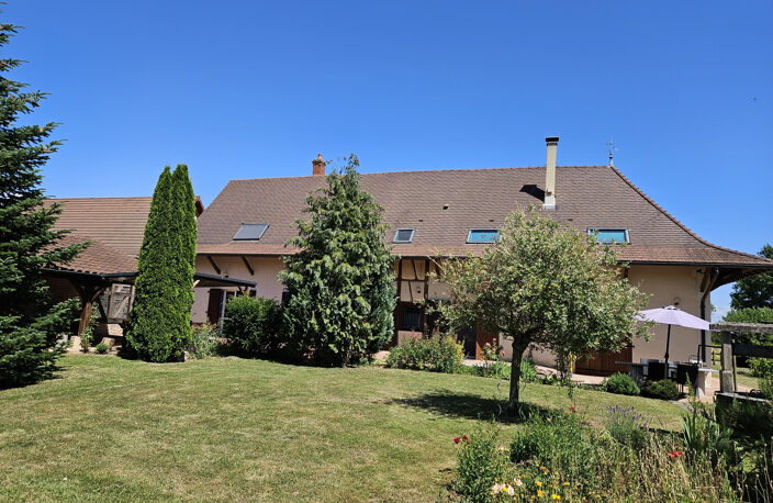 Grande maison ancienne rénovée avec terrasse et terrain à De — photo 2