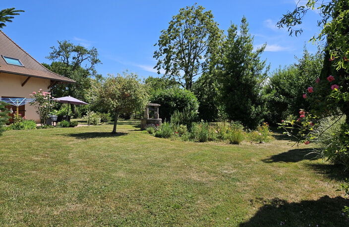 Grande maison ancienne rénovée avec terrasse et terrain à De — photo 4