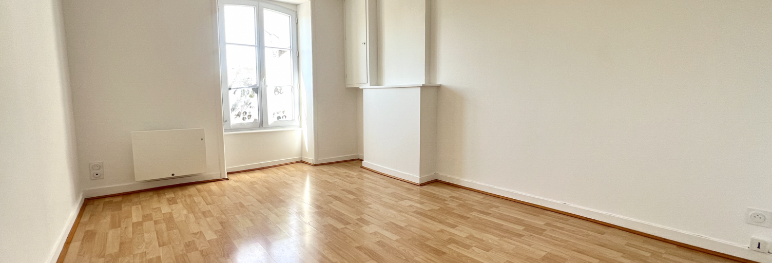 Appartement 1 Pièce 21 m² à louer à Évron (53600)