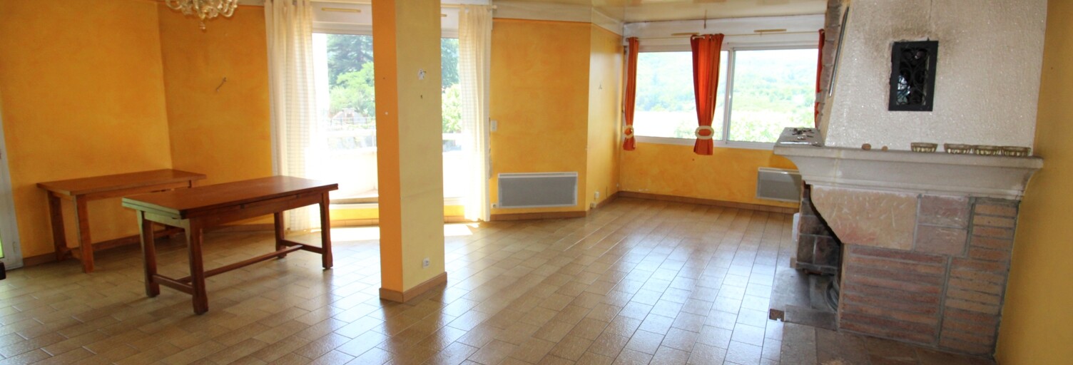 Appartement 8 Pièces 319 m² à vendre à Saint-Laurent-de-Cerdans (66260)