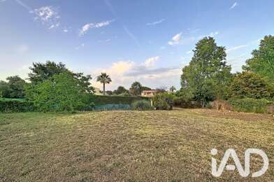 Terrain  490000 €