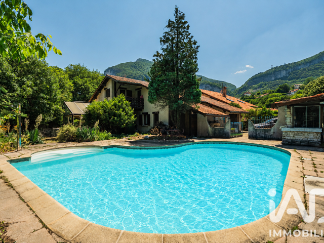 Vente Maison traditionnelle 5 pièces — photo du bien
