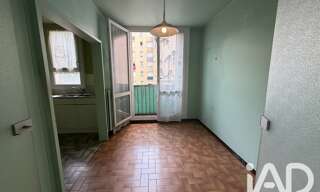 Appartement 5 Pièces 92 m² à vendre à Carros (06510)