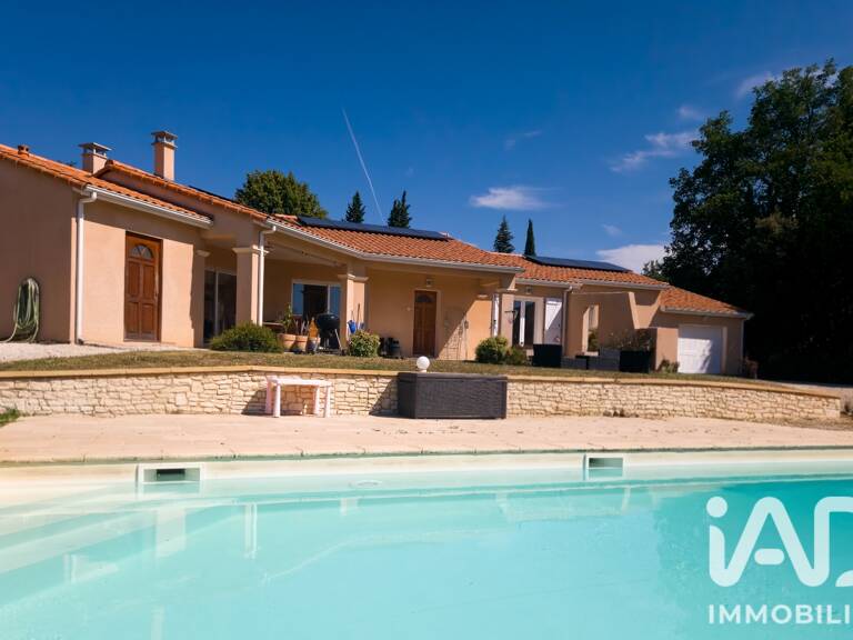 Vente Maison/villa 8 pièces — photo 1
