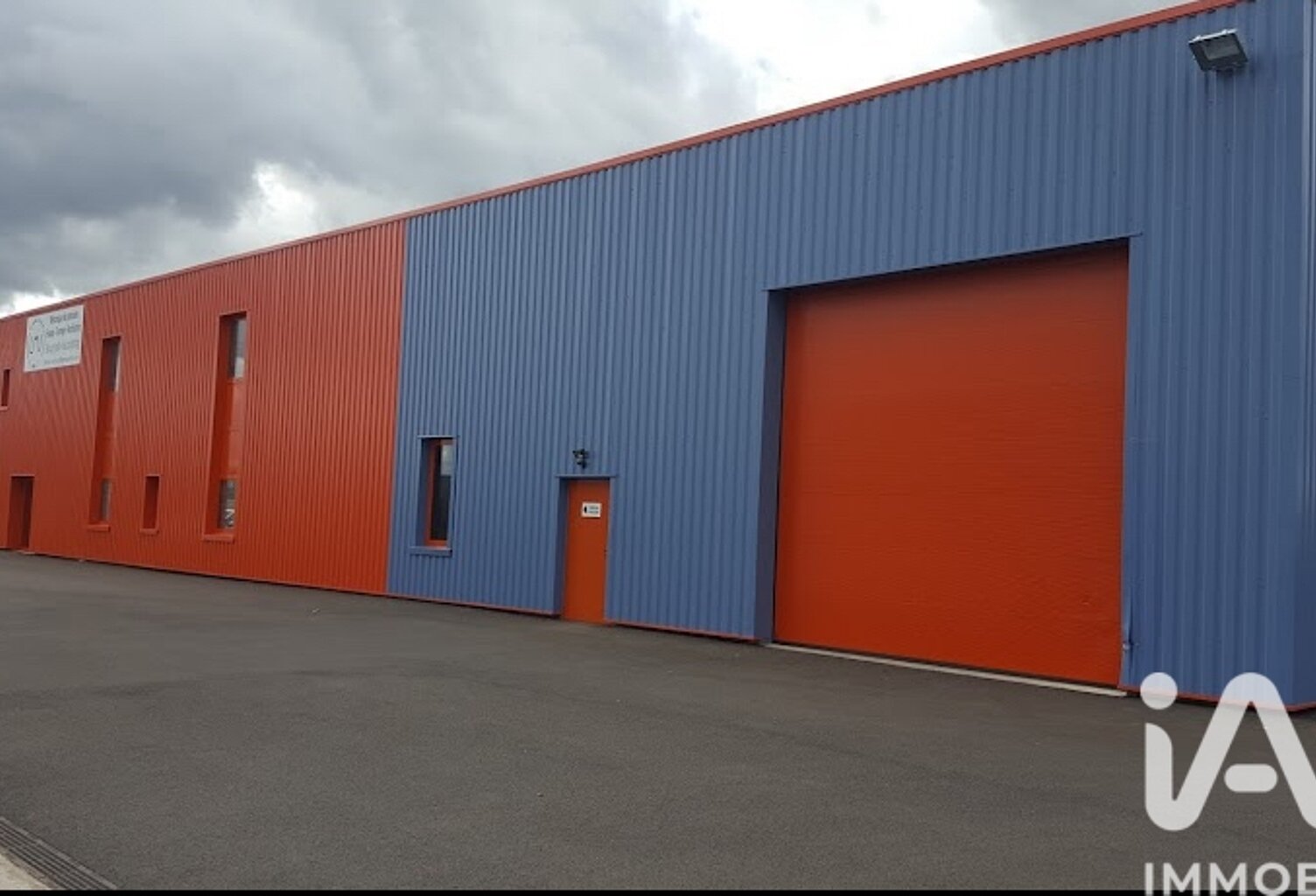 Vente Boutique/Local commercial 1 125 m&sup2; — photo 1