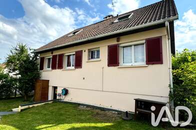 Maison 8 pièces 1950 €