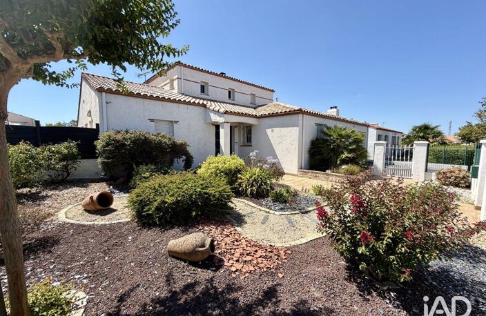 Vente Maison/villa 5 pièces — photo 2