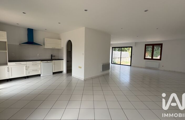 Vente Maison/villa 4 pièces — photo 2