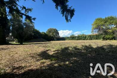 Terrain  205000 €