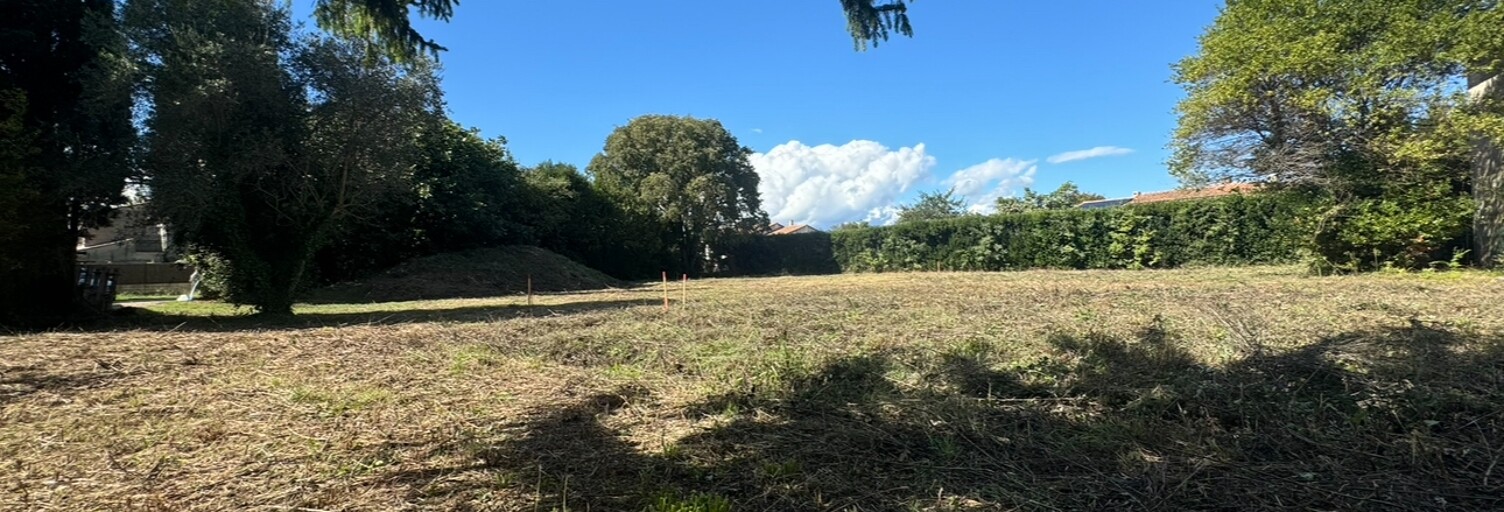 Terrain  785 m² à vendre à Maillane (13910)