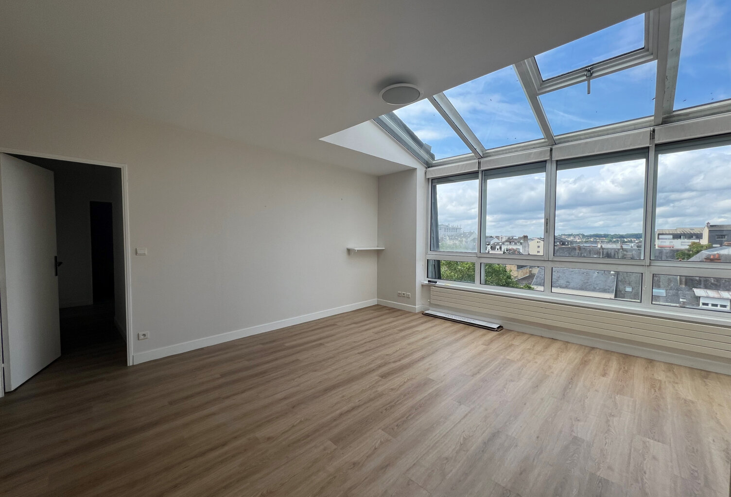 A LOUER QUARTIER PRÉFECTURE - APPARTEMENT DE STANDING DE TYP — photo 1