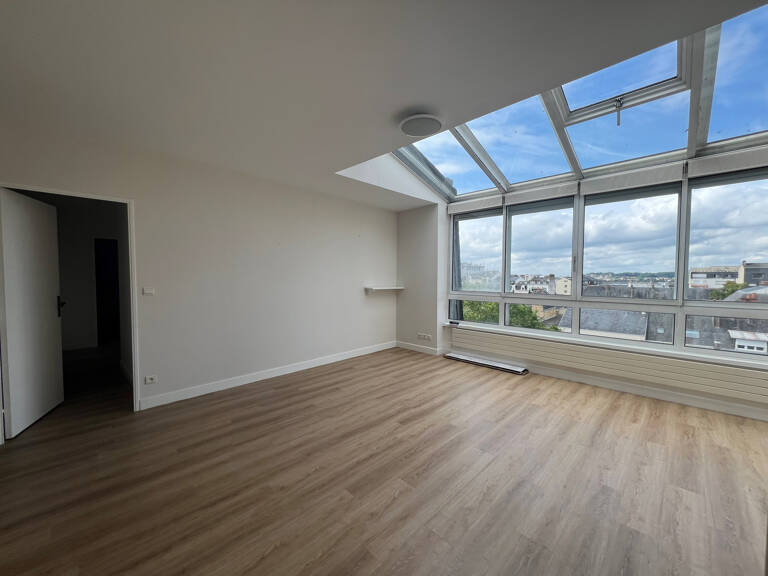 A LOUER QUARTIER PRÉFECTURE - APPARTEMENT DE STANDING DE TYP — photo 1