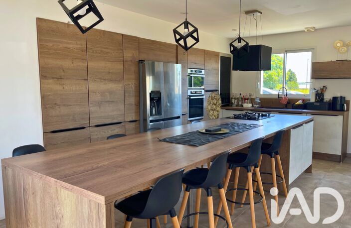 Vente Maison/villa 5 pièces — photo 2