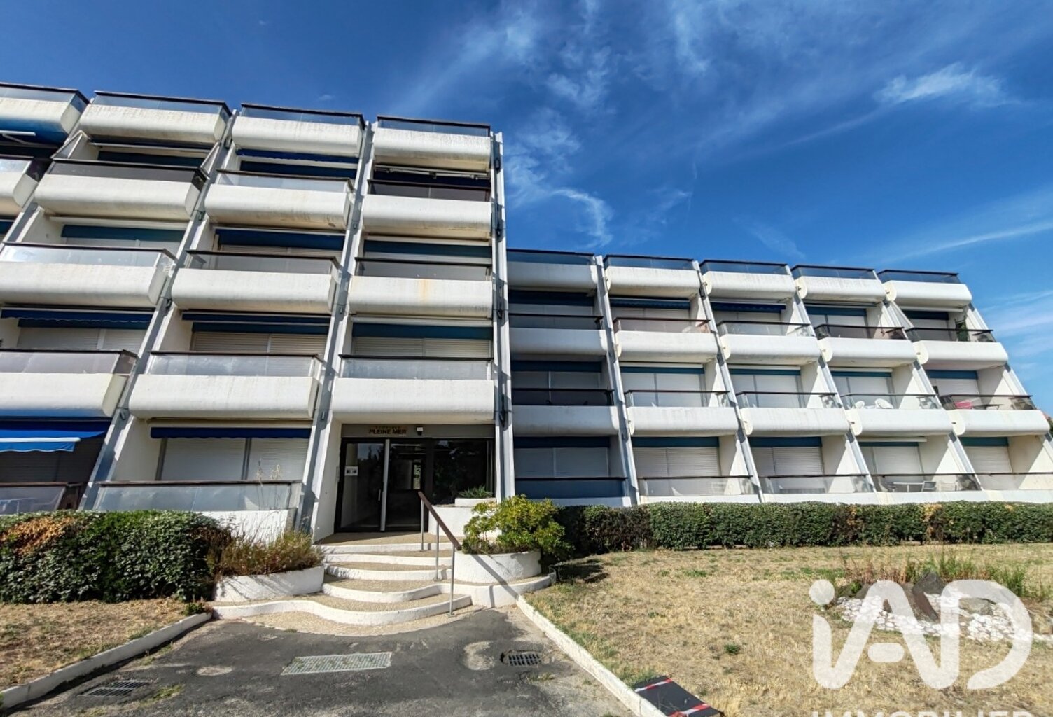 Vente Studio 1 pièce — photo 1