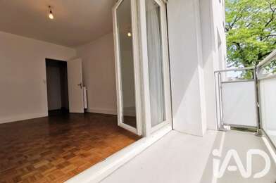 Appartement 4 pièces 700 €