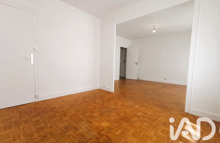 Location Appartement 4 pièces — photo 2