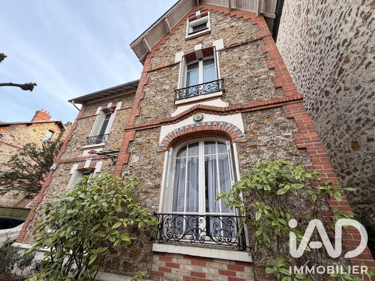 Vente Maison/villa 8 pièces — photo 1
