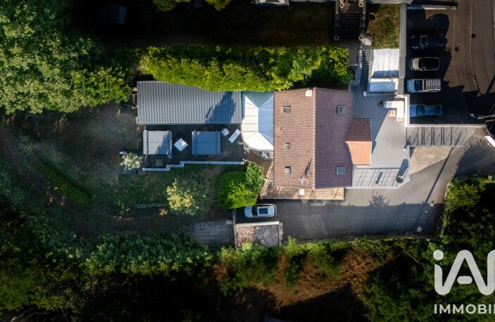 Vente Maison/villa 9 pièces — photo 2