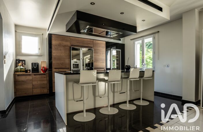 Vente Maison/villa 9 pièces — photo 5