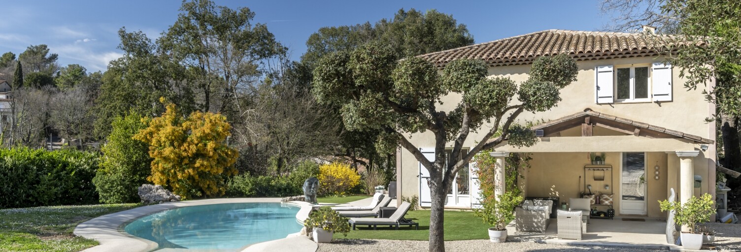 Maison 10 Pièces 265 m² à vendre à Roquefort-les-Pins (06330)