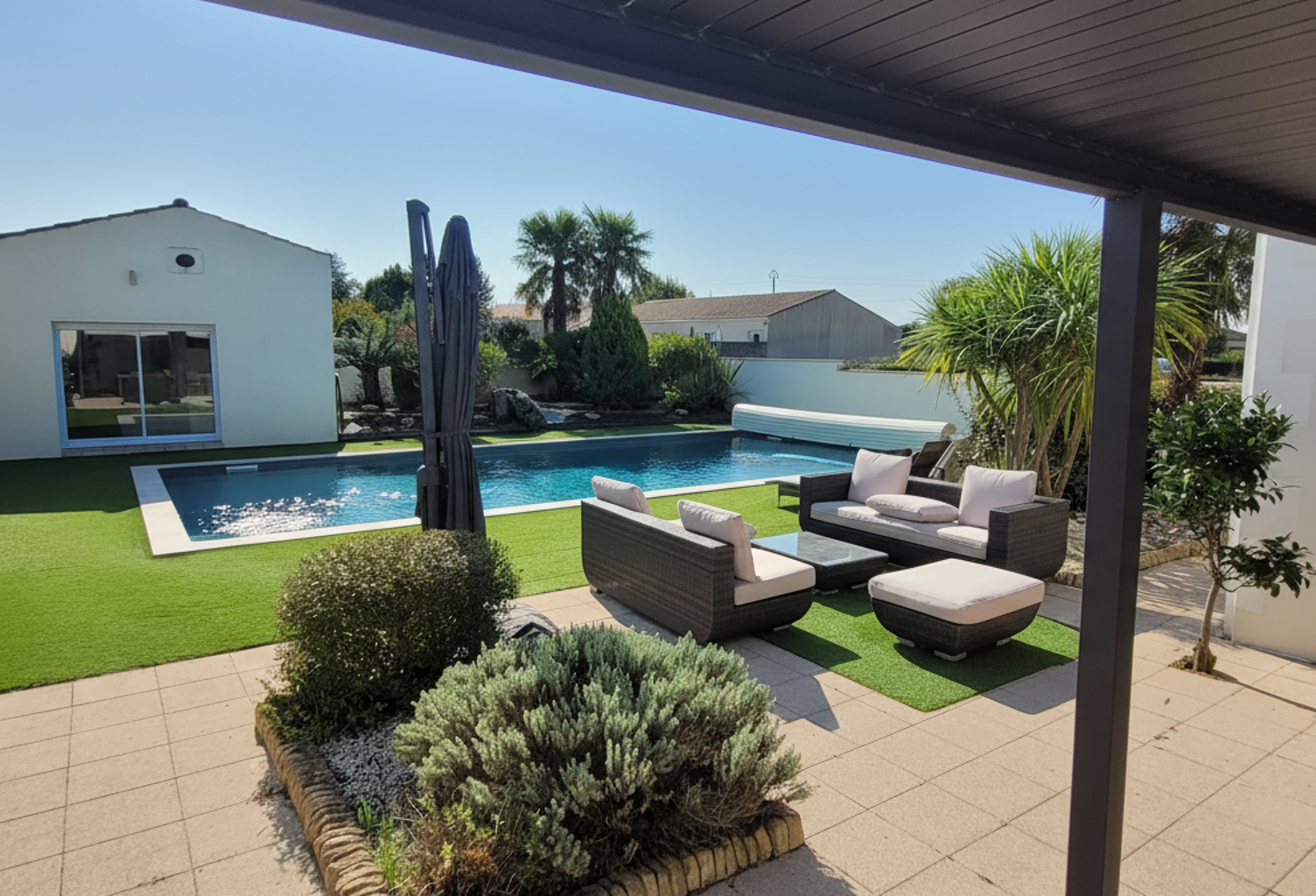 Vente Maison/villa 8 pièces — photo 1