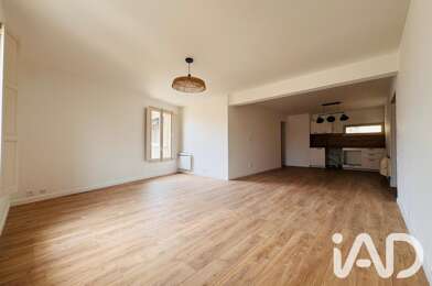 Appartement 3 pièces 240000 €