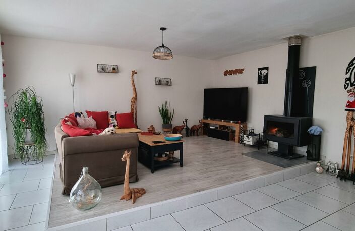 Vente Maison/villa 5 pièces — photo 4