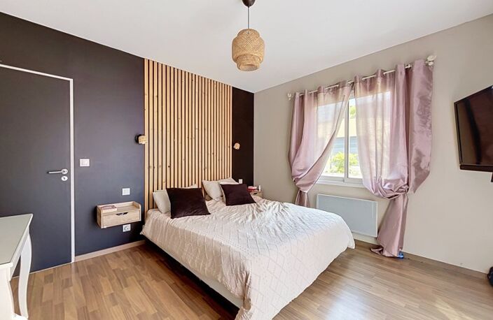 Contemporaine de 6 pièces principales — photo 3