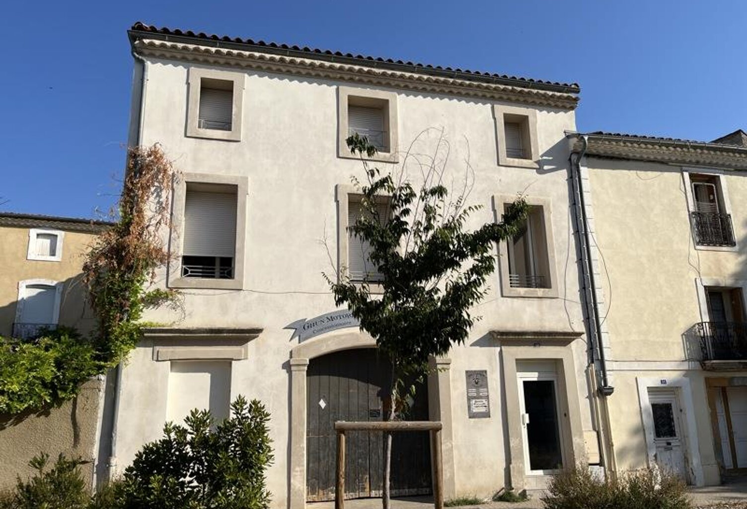 Vente immeuble   Gignac (34150) — photo 1