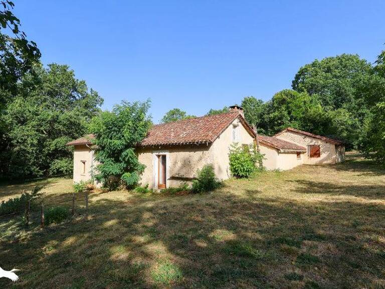 Maison en pierre de 5 pièces principales — photo 1