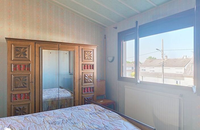Vente maison 4 pièces 74 m² Issou (78440) — photo 5