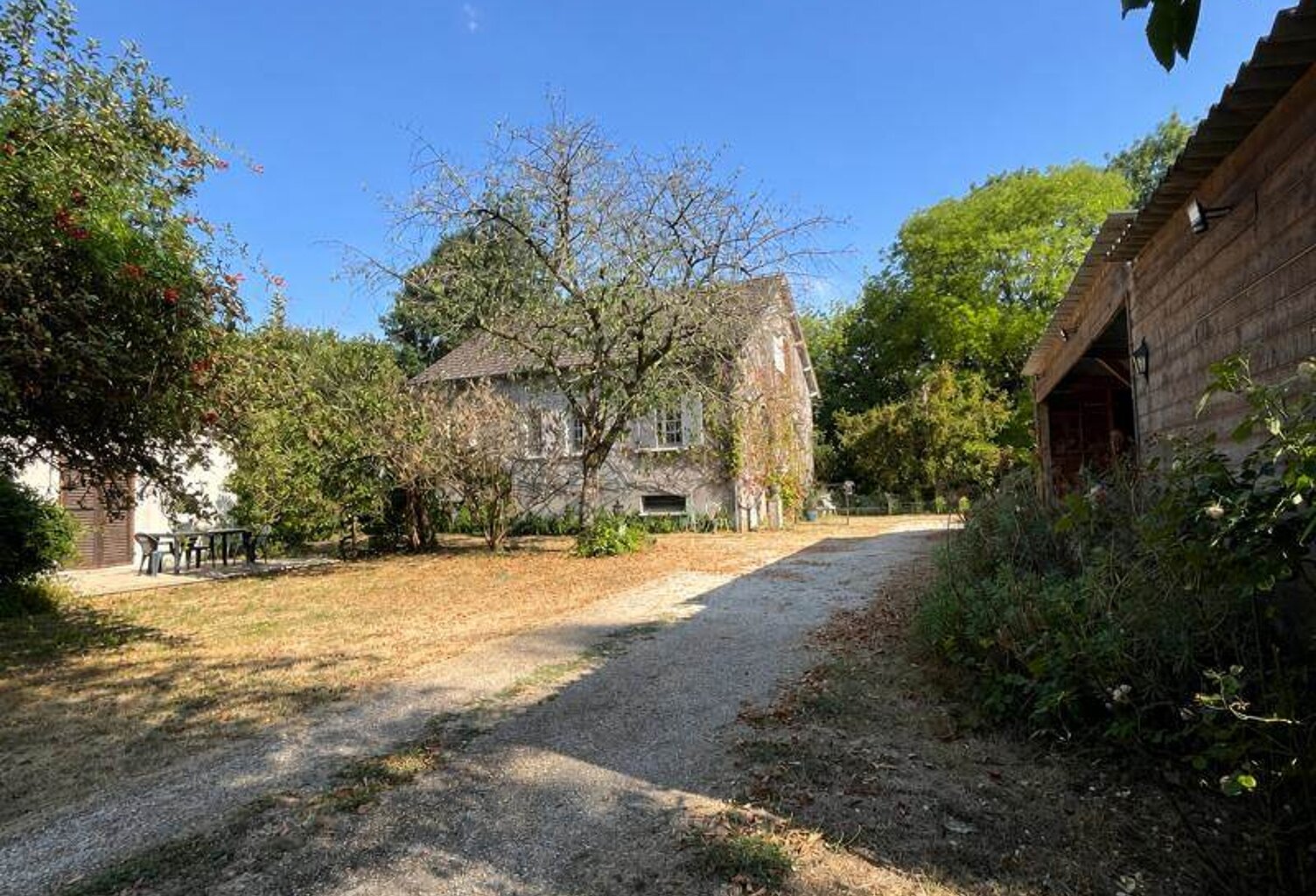 Maison de ville de 6 pièces principales — photo 1