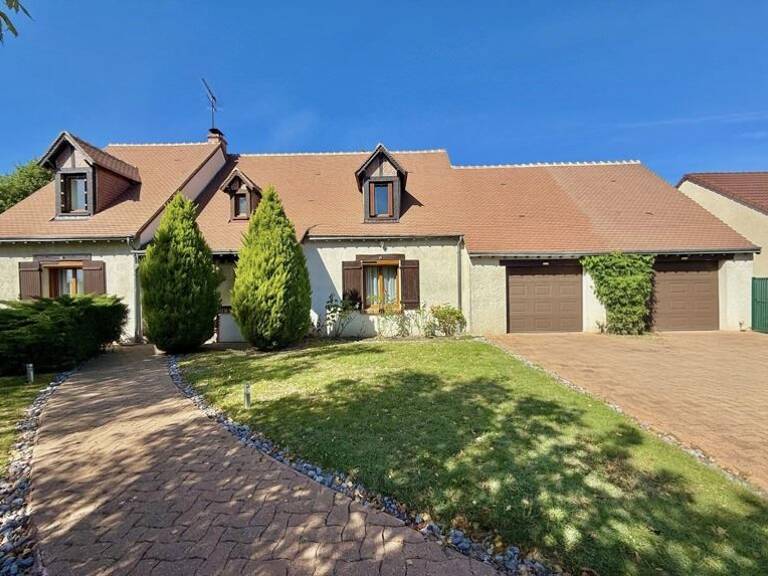 Contemporaine de 7 pièces principales — photo 1