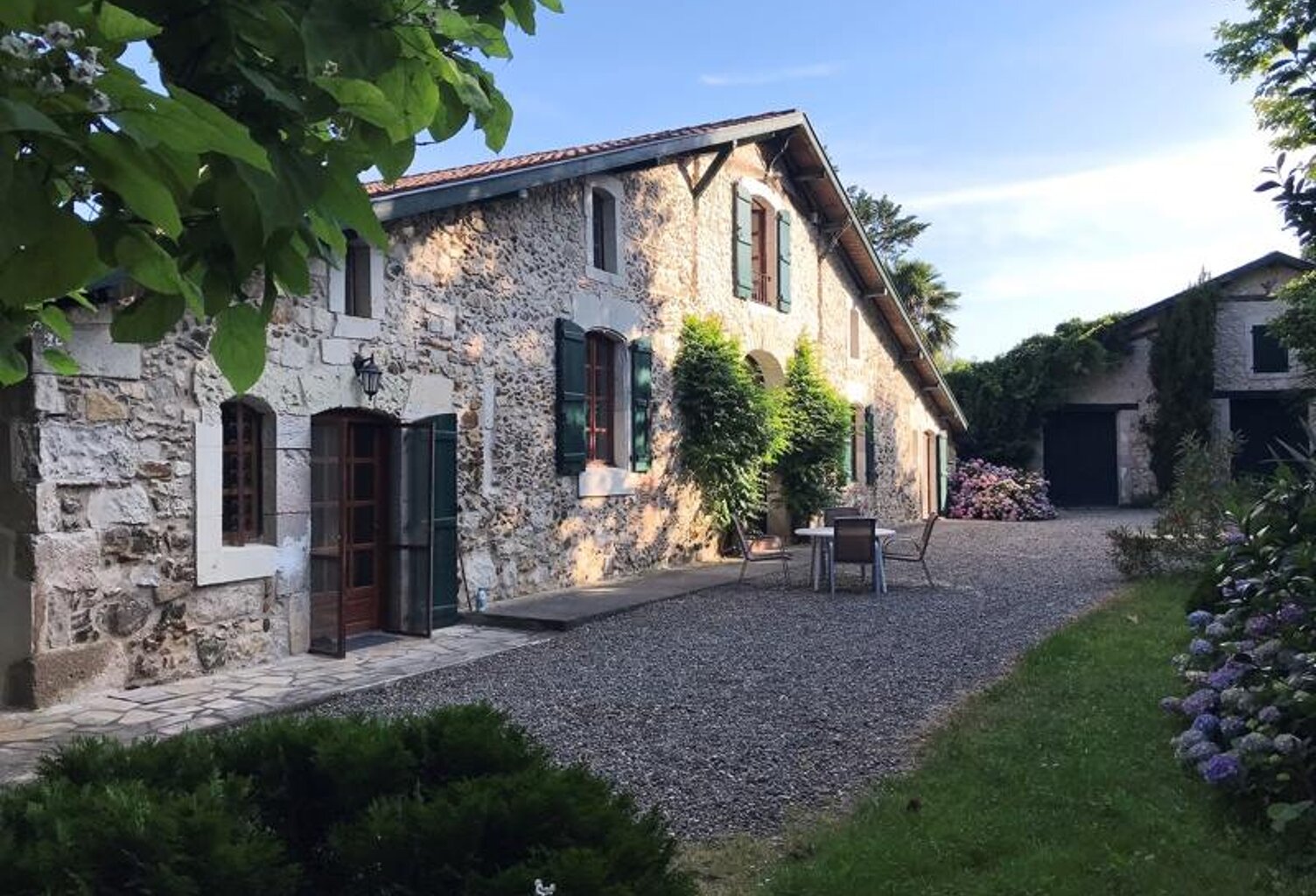 Vente maison 8 pièces 314 m² Pouillon (40350) — photo 1