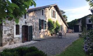 Maison 8 Pièces 314 m² à vendre à Pouillon (40350)