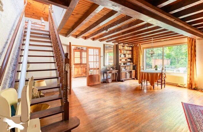 Maison en pierre de 10 pièces principales — photo 2