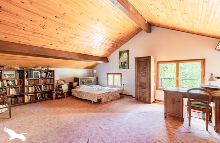 Maison en pierre de 10 pièces principales — photo 4