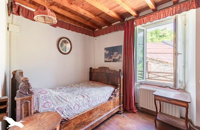 Maison en pierre de 10 pièces principales — photo 5