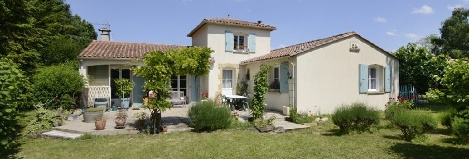 Maison 5 Pièces 120 m² à vendre à Vouzan (16410)