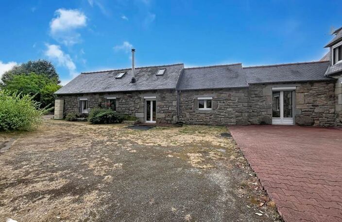 Maison en pierre de 8 pièces principales — photo 2