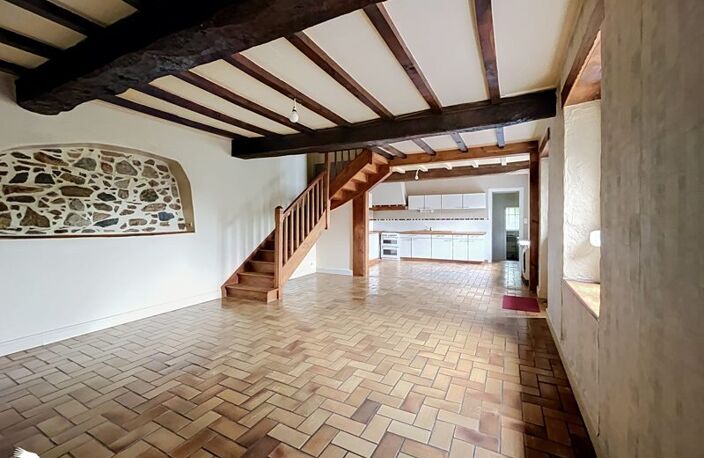 Maison en pierre de 8 pièces principales — photo 4